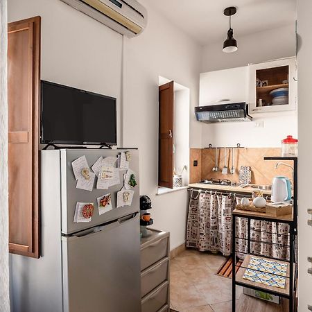 Sofia'S Apt Loft Incantevole Con Terrazza Privata Палермо Екстериор снимка