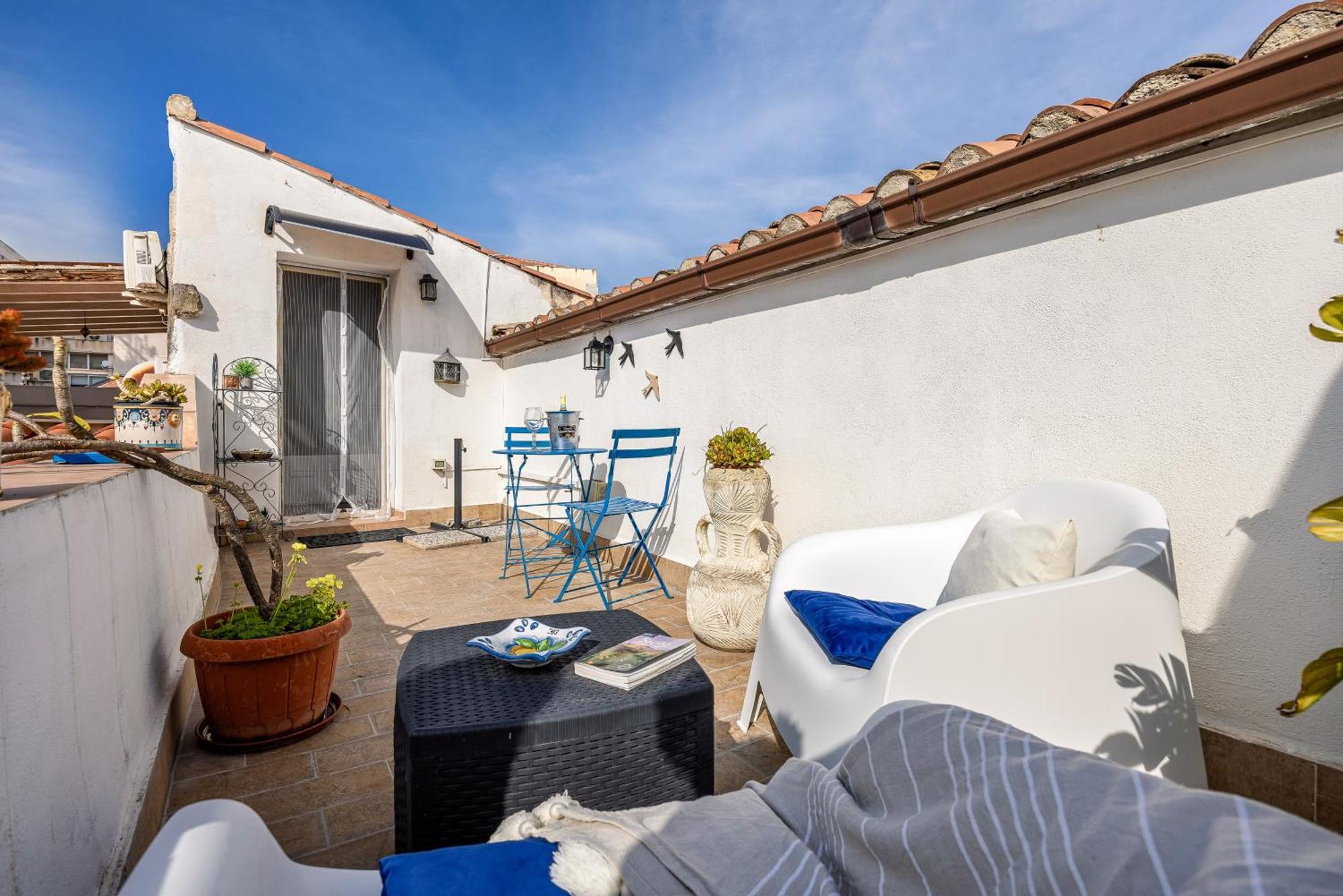 Sofia'S Apt Loft Incantevole Con Terrazza Privata Палермо Екстериор снимка